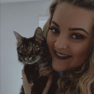 Meet your Posher, Allison